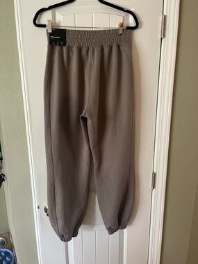 Abercrombie & Fitch Taupe YPB neoKNIT Joggers Medium